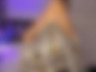 Adri Rogers's Live Sex Cam Show