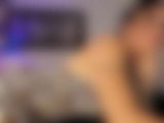 Live cam show with Adri Rogers - Pornstar Bedroom on Camsoda