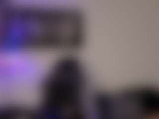 Adri Rogers's Live Sex Cam Show