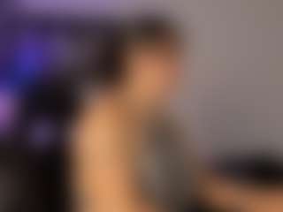 Adri Rogers's Live Sex Cam Show
