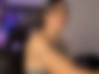 Live cam show with Adri Rogers - Big Tits on WildCum