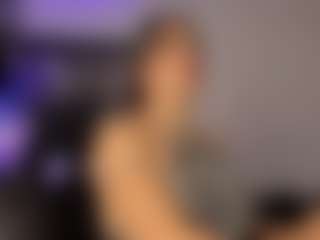 Adri Rogers's Live Sex Cam Show