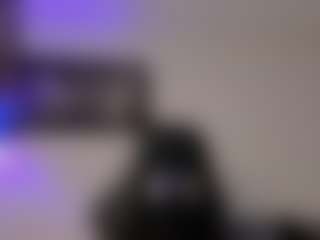 Adri Rogers's Live Sex Cam Show