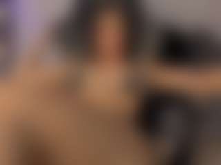 Adri Rogers's Live Sex Cam Show