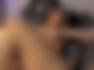 Live cam show with Adri Rogers - Babygirl on Latina Girls