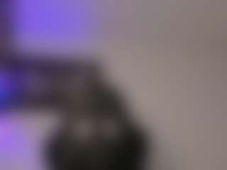 Adri Rogers's Live Sex Cam Show