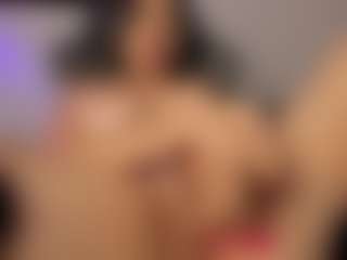 Adri Rogers's Live Sex Cam Show
