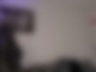 Adri Rogers's Live Sex Cam Show