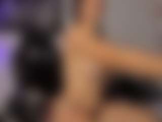 Adri Rogers's Live Sex Cam Show
