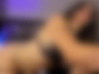 Adri Rogers's Live Sex Cam Show