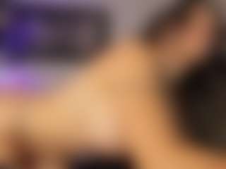 Live cam show with Adri Rogers - Big Tits on Camsoda
