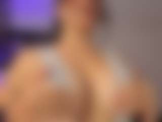 Adri Rogers's Live Sex Cam Show