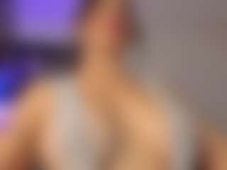 Adri Rogers's Live Sex Cam Show