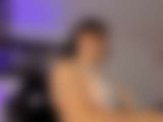 Adri Rogers's Live Sex Cam Show