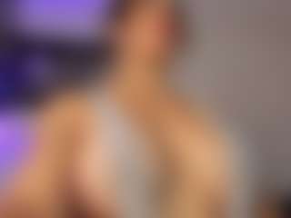 Adri Rogers's Live Sex Cam Show