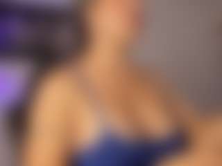 Adri Rogers's Live Sex Cam Show