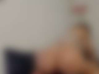 Adri Rogers's Live Sex Cam Show