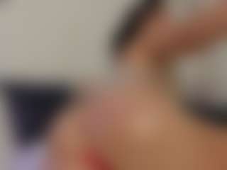 Adri Rogers's Live Sex Cam Show