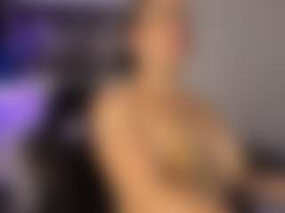 Adri Rogers's Live Sex Cam Show