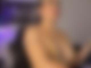 Adri Rogers's Live Sex Cam Show