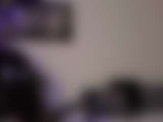 Adri Rogers's Live Sex Cam Show