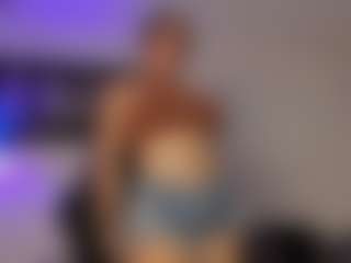 Adri Rogers's Live Sex Cam Show