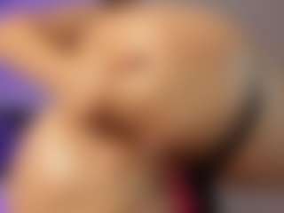 Adri Rogers's Live Sex Cam Show