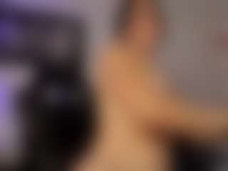 Adri Rogers's Live Sex Cam Show