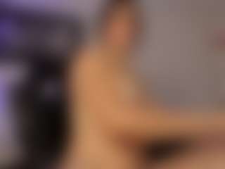 Adri Rogers's Live Sex Cam Show
