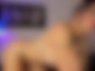 Adri Rogers's Live Sex Cam Show