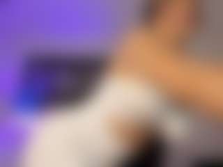 Adri Rogers's Live Sex Cam Show