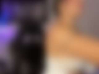 Adri Rogers's Live Sex Cam Show