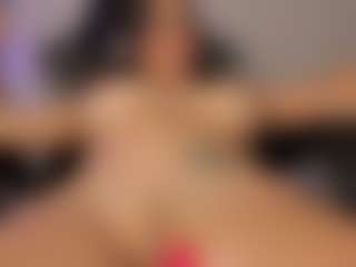 Adri Rogers's Live Sex Cam Show