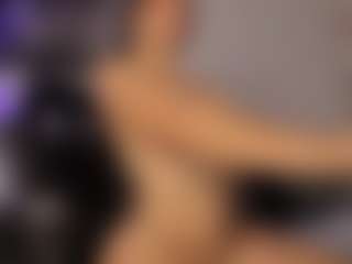 Adri Rogers's Live Sex Cam Show