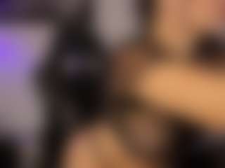 Adri Rogers's Live Sex Cam Show