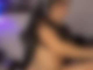 Adri Rogers's Live Sex Cam Show