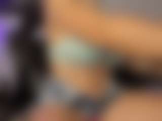 Adri Rogers's Live Sex Cam Show