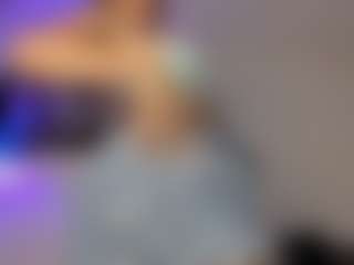 Adri Rogers's Live Sex Cam Show
