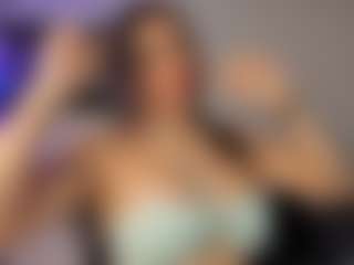 Adri Rogers's Live Sex Cam Show