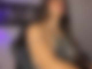 Adri Rogers's Live Sex Cam Show
