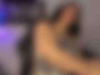 Adri Rogers's Live Sex Cam Show