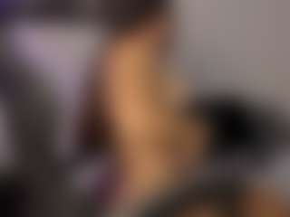 Adri Rogers's Live Sex Cam Show