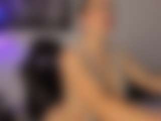 Adri Rogers's Live Sex Cam Show