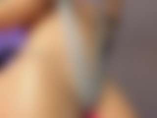 Adri Rogers's Live Sex Cam Show