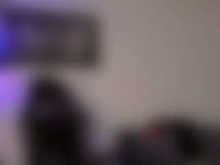 Adri Rogers's Live Sex Cam Show