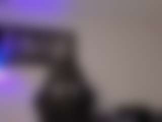 Adri Rogers's Live Sex Cam Show
