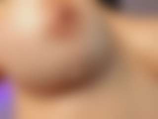 Adri Rogers's Live Sex Cam Show