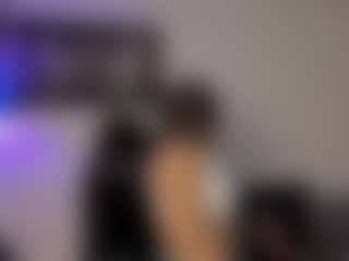 Adri Rogers's Live Sex Cam Show