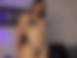 Adri Rogers's Live Sex Cam Show