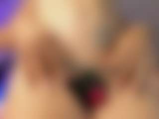 Adri Rogers's Live Sex Cam Show